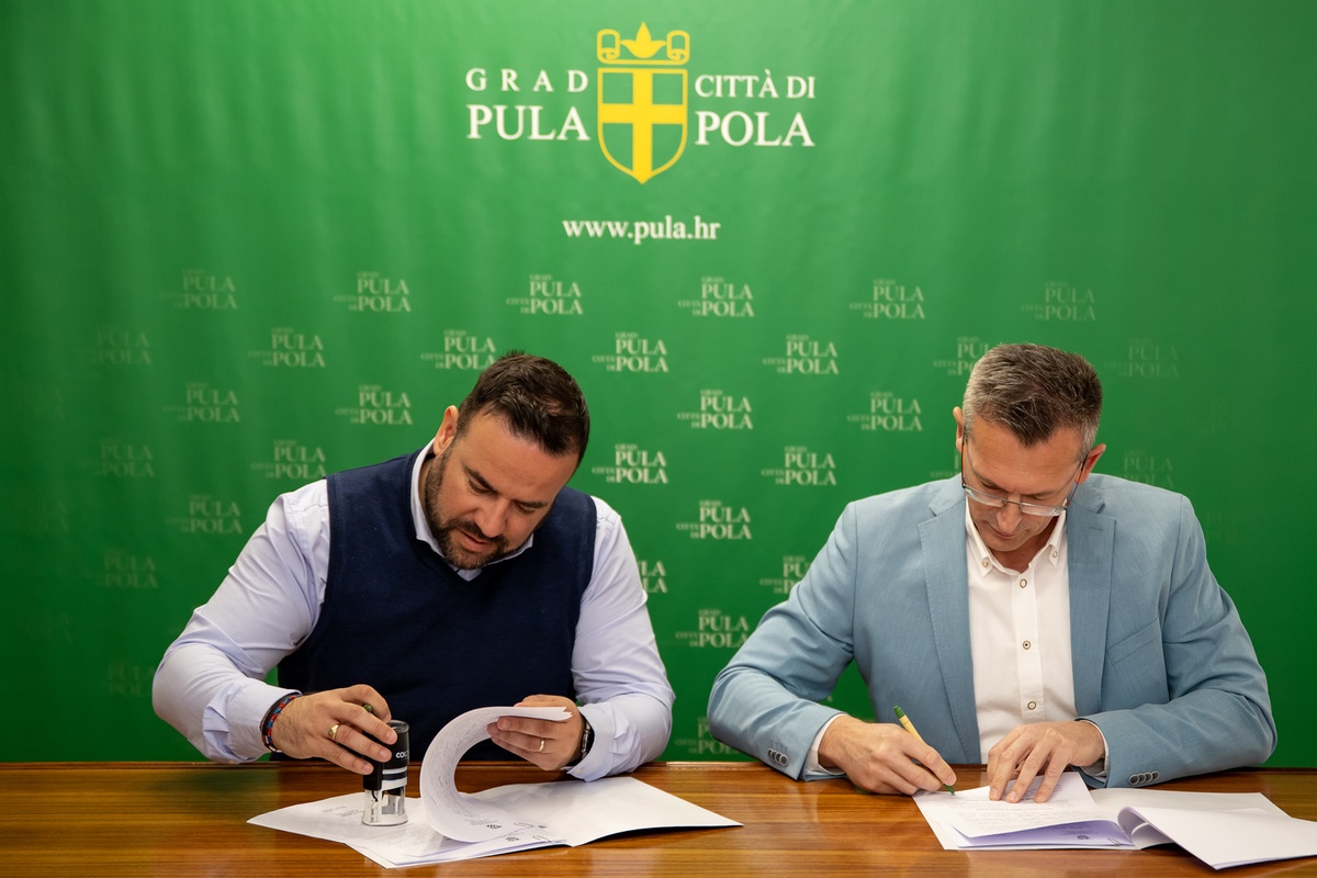 Potpisivanje ugovora